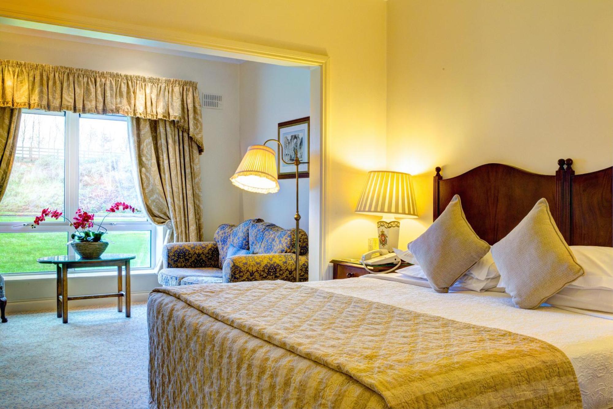 The Keadeen Hotel Newbridge  Luaran gambar